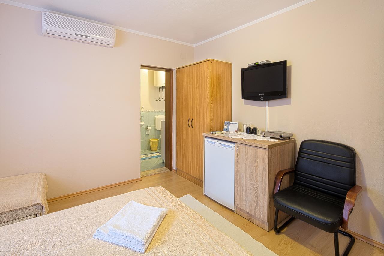 Apartmani Zeljko Vujovic Budva Luaran gambar