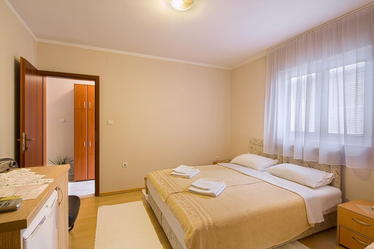 Apartmani Zeljko Vujovic Budva Luaran gambar