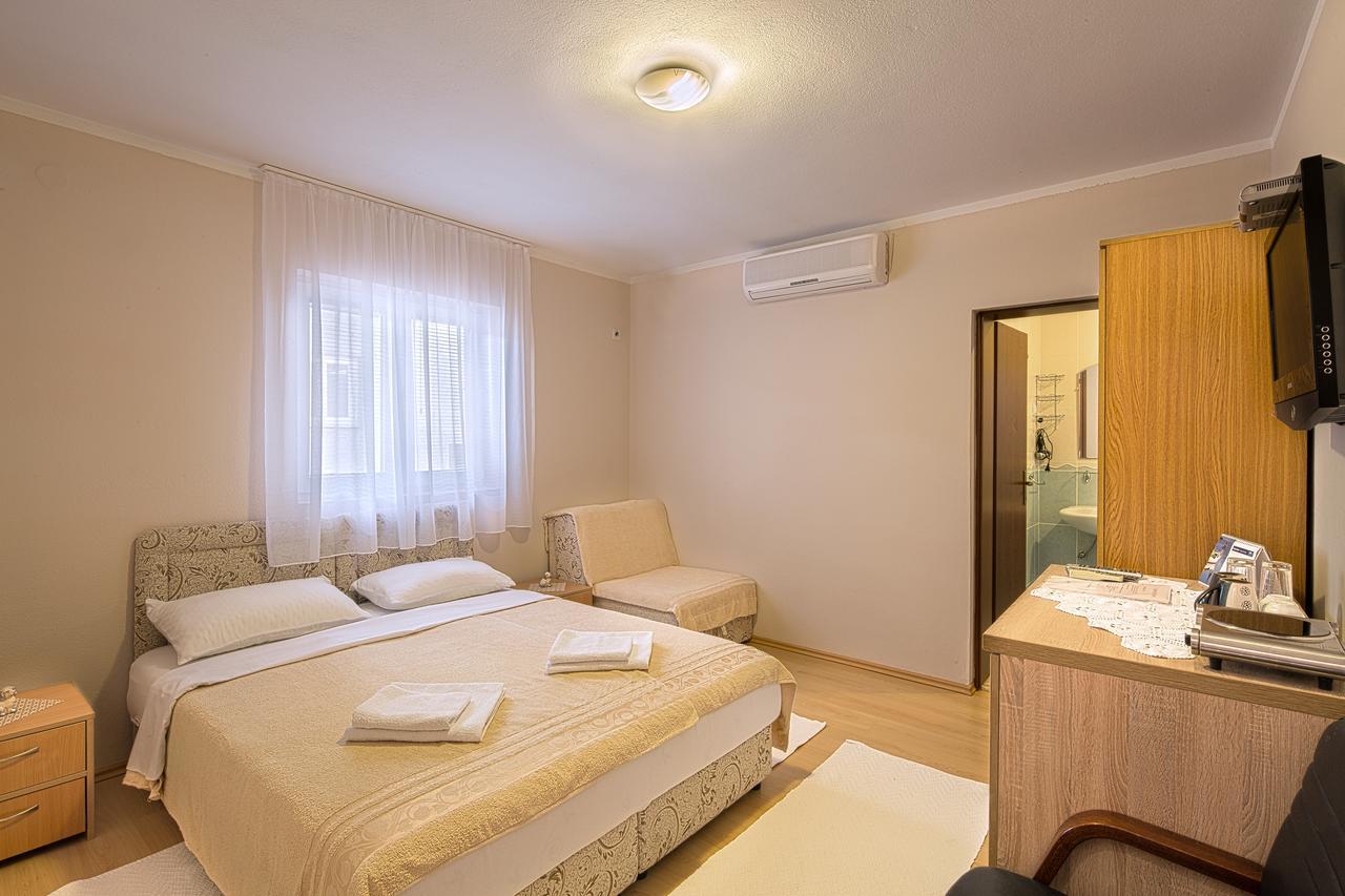 Apartmani Zeljko Vujovic Budva Luaran gambar